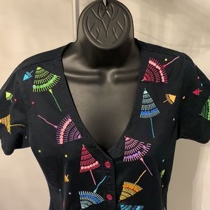 Michael Simon Light Embroidered Umbrella Button Front Top Size S
